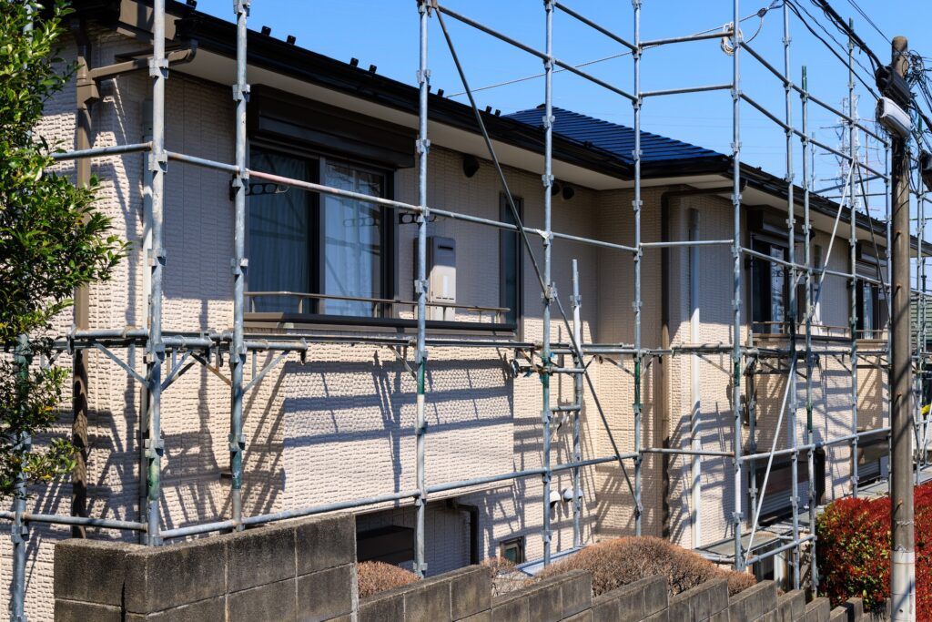 外壁塗装の相見積もりはTICHOMEへ class=